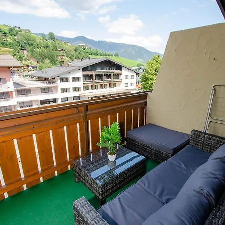 Apartament Penthouse Eightyone Incl Summer Card By In One Kaprun