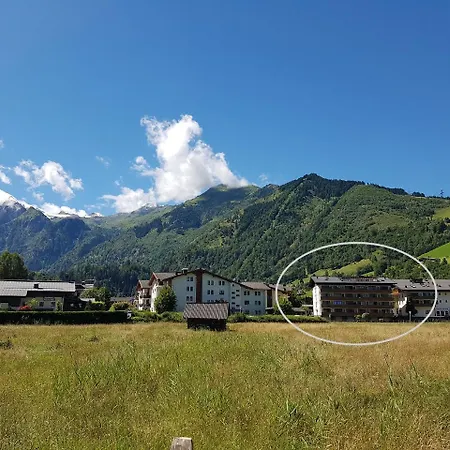 Penthouse Eightyone Incl Summer Card By In One דירה