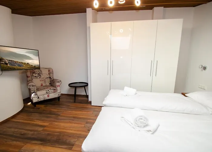 Penthouse Eightyone Incl Summer Card By In One Lejlighed *